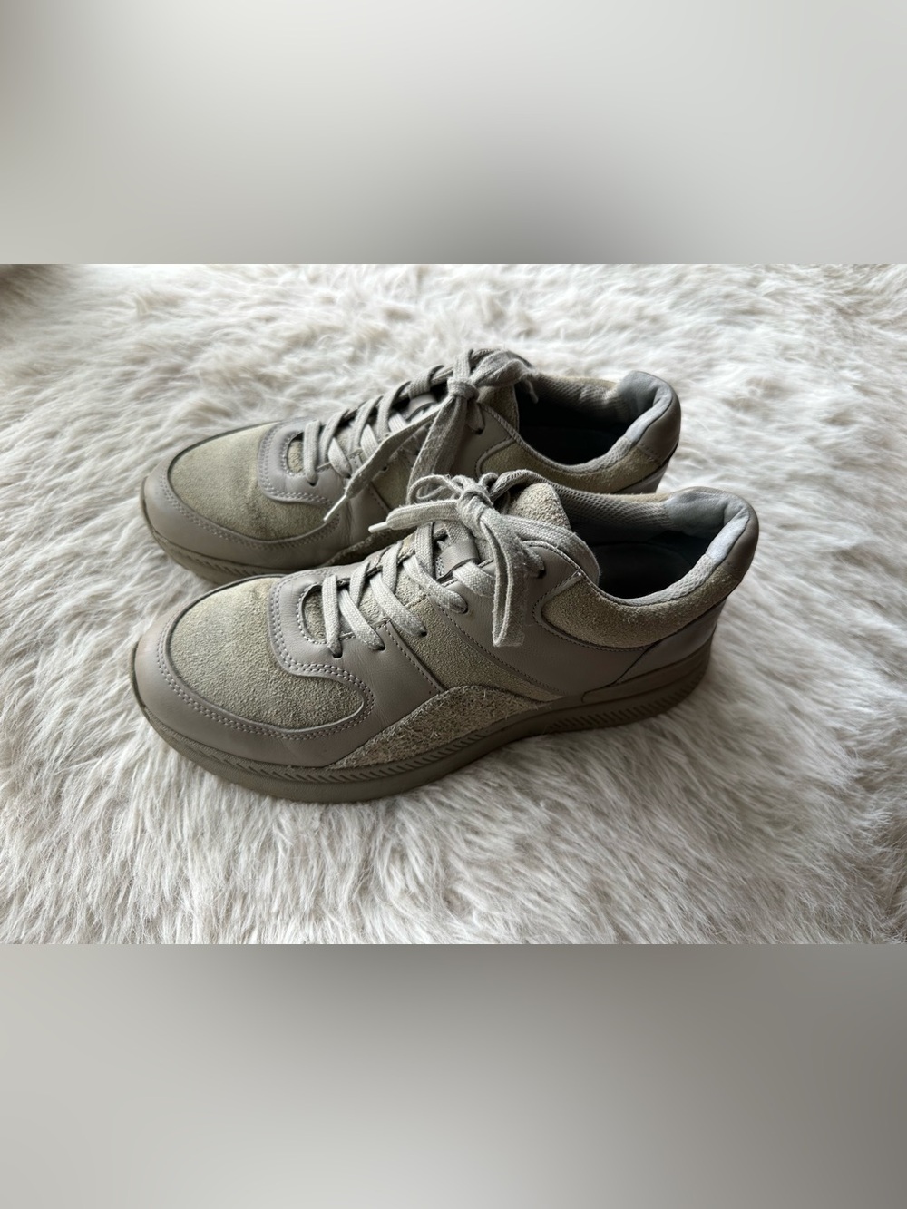 Everlane Men's Lace-Up Leather and suede Sneakers in Beige women’s 10